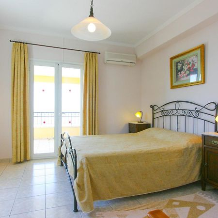 Villa Spyros Nisaki  Chambre photo