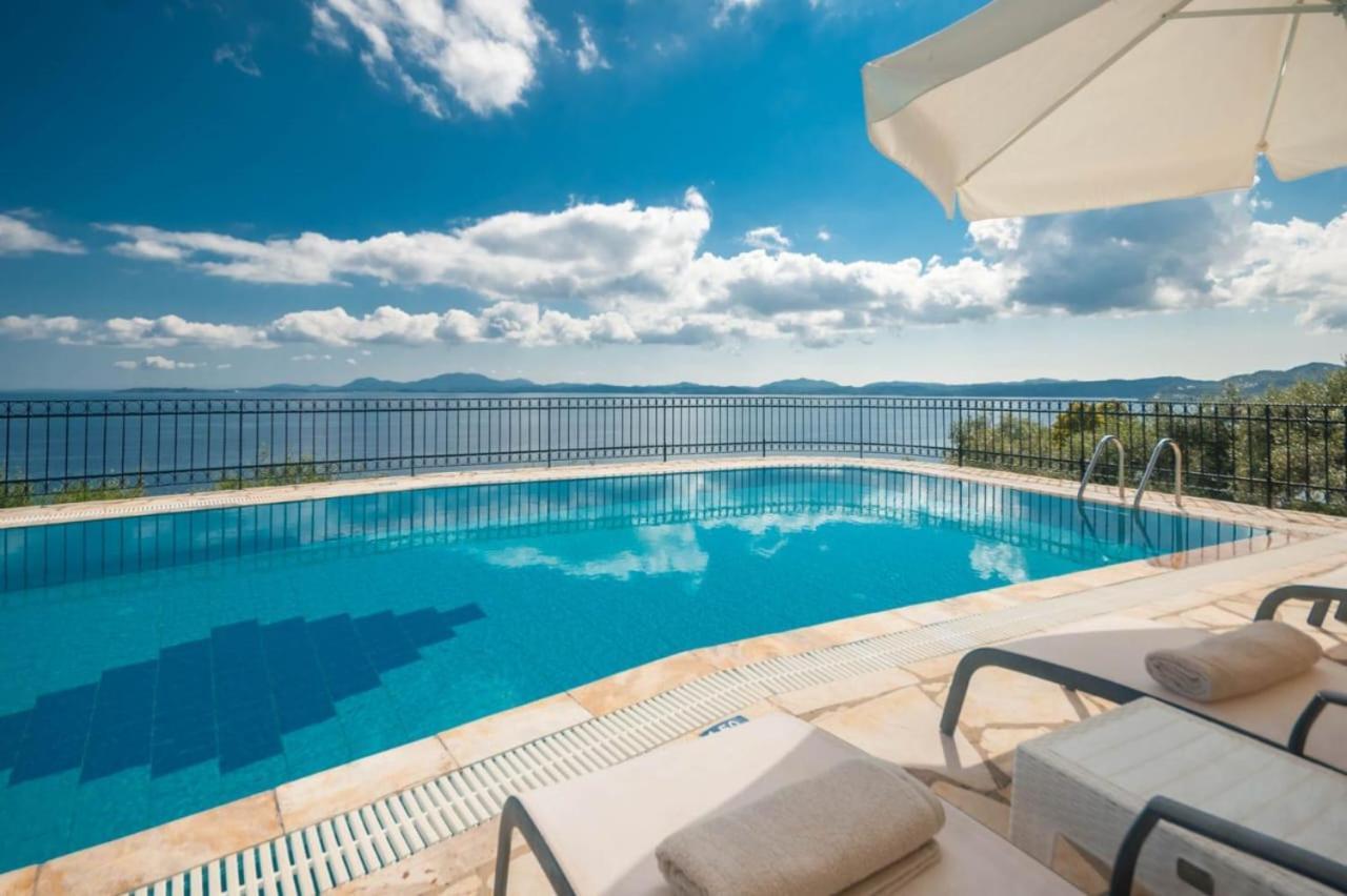 Villa Spyros Nisaki  Extérieur photo